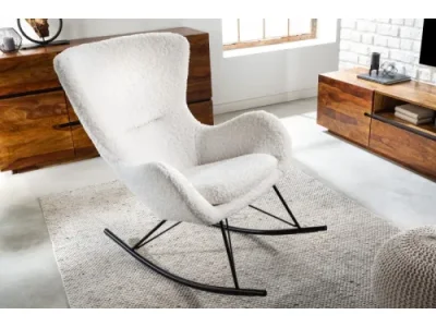 Estila Buklé škandinávske hojdacie kreslo Foamin bielej farby s čiernymi nohami z kovu 77cm