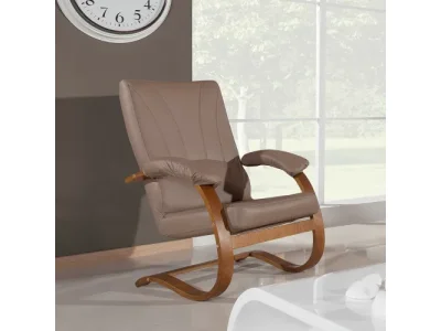 PYKA Galicja kožené kreslo drevo D3 / cappuccino