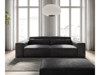 Detail produktu DELIFE Veľká pohovka Sirpio 230x95 cm imitácia kože vintage antracitová s taburetom