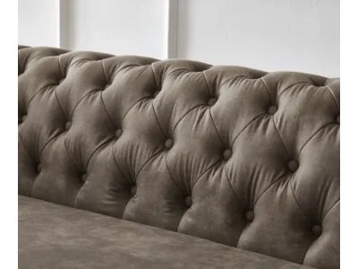 Detail produktu DELIFE Pohovka Chesterfield 3-miestna 200x88 cm vintage taupe pohovka