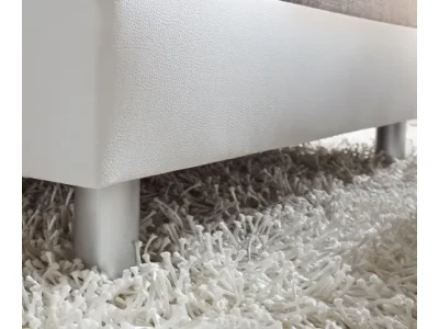 Detail produktu DELIFE Rohová pohovka Clovis biela svetlosivá taburet opierka ležadlo ľavá modulárna pohovka