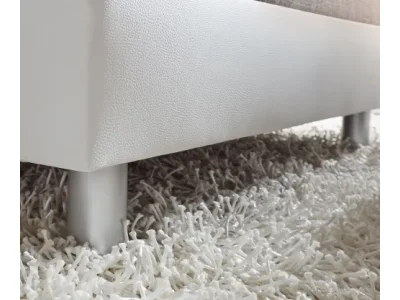 Detail produktu DELIFE Rohová pohovka Clovis biela svetlosivá modulárna taburet opierka ležadlo pravá