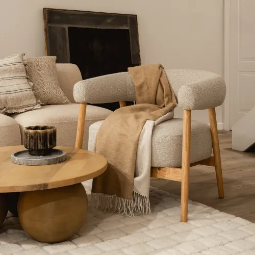 Dizajnové kreslo Montepulciano z masívu svetlo béžové