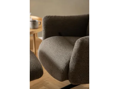 Detail produktu Polohovacie kreslo s podnožkou London taupe
